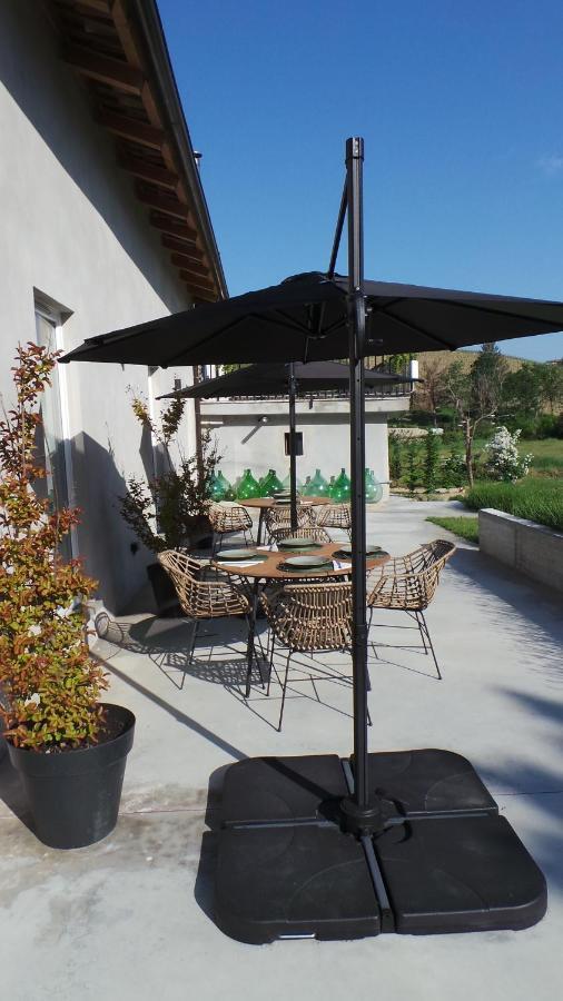 Sotto La Vigna Charm Stay Adults Only Vacation Suite Montegrosso d'Asti Exterior photo
